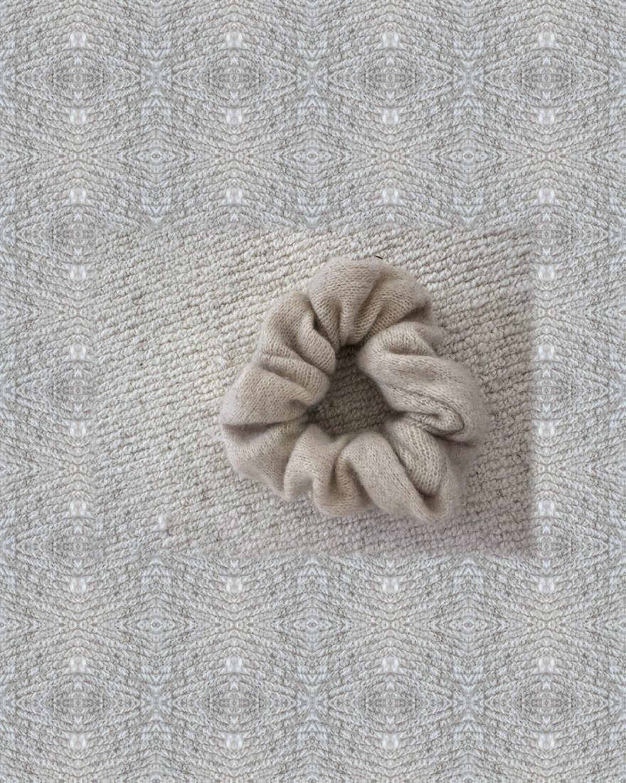 Cream cashmere chouchou