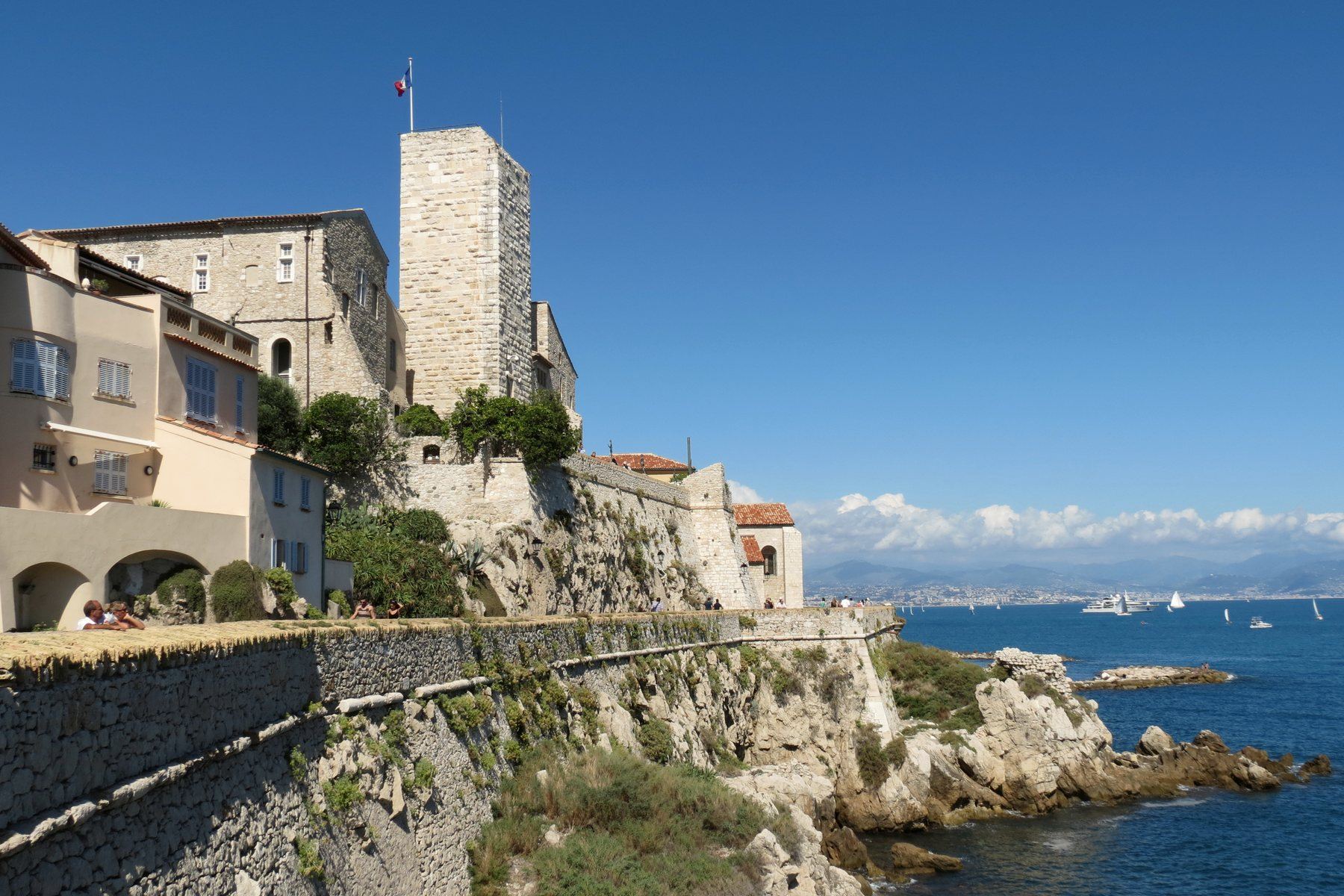 Antibes & the Cap