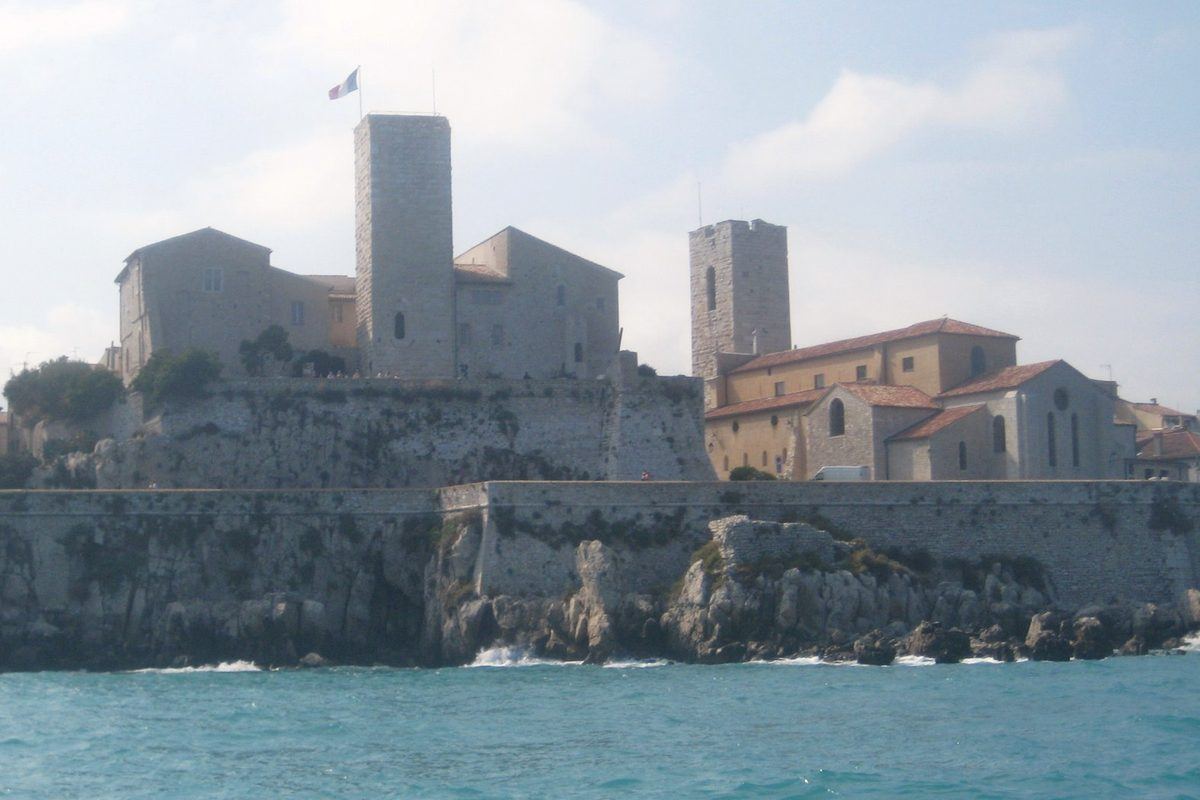 Antibes & the Cap